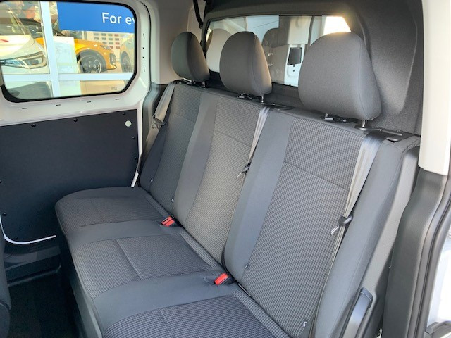Volkswagen Caddy FLEXIBLE 2.0TDT 102CV 6VITESSES — 3