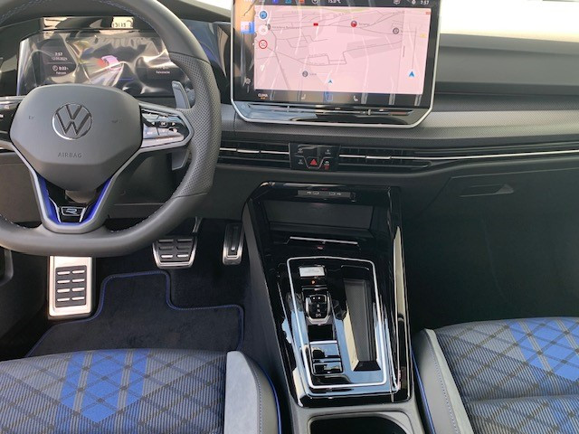 Volkswagen Golf R 2.0TSI 333CV DSG7 4MOTION — 3