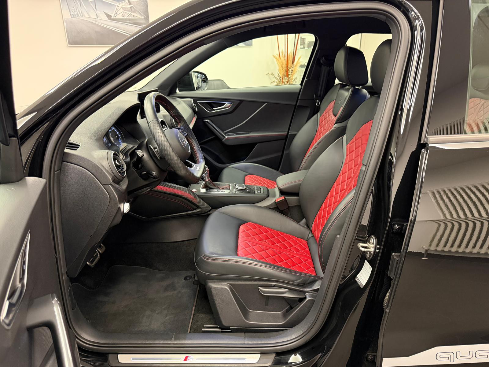 Audi SQ2 TFSI 300 CV / 221 KW quattro S tronic — 3