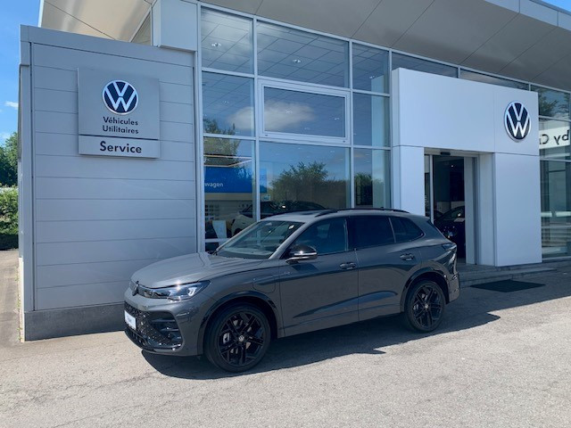 Volkswagen Tiguan R-LINE BLACK STYLE 1.5 eHYBRID 177CV DSG6 — 1