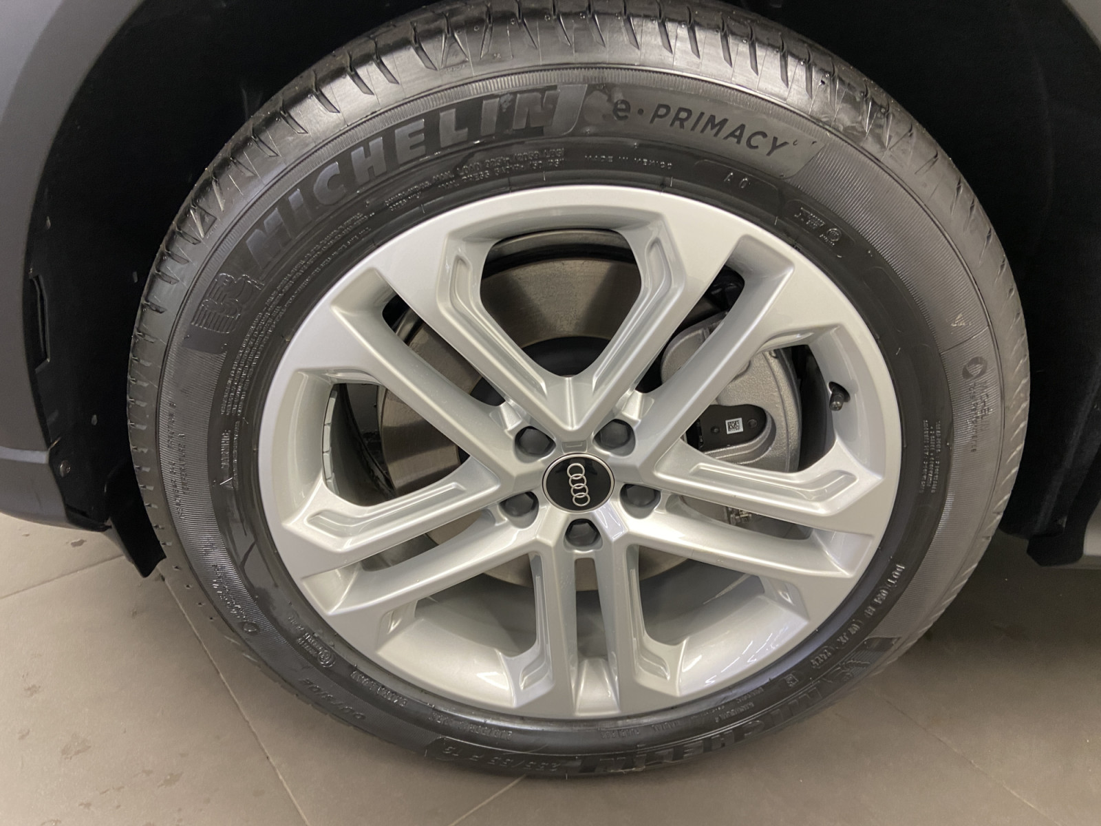 Audi Q5 SUV e-hybrid 299 CH / 220 KW quattro S tronic — 9