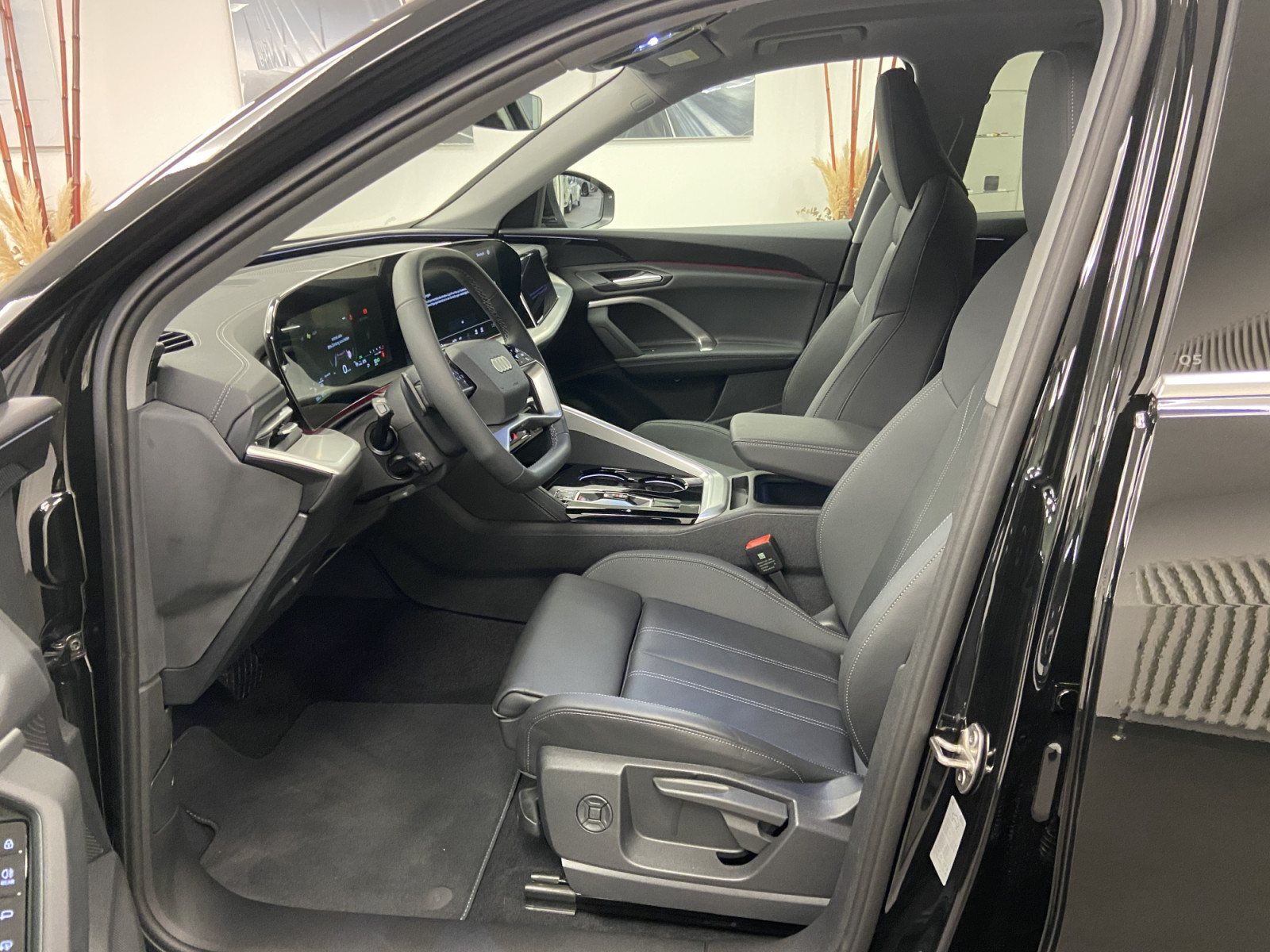Audi Q5 SUV e-hybrid 299 CH / 220 KW quattro S tronic — 3