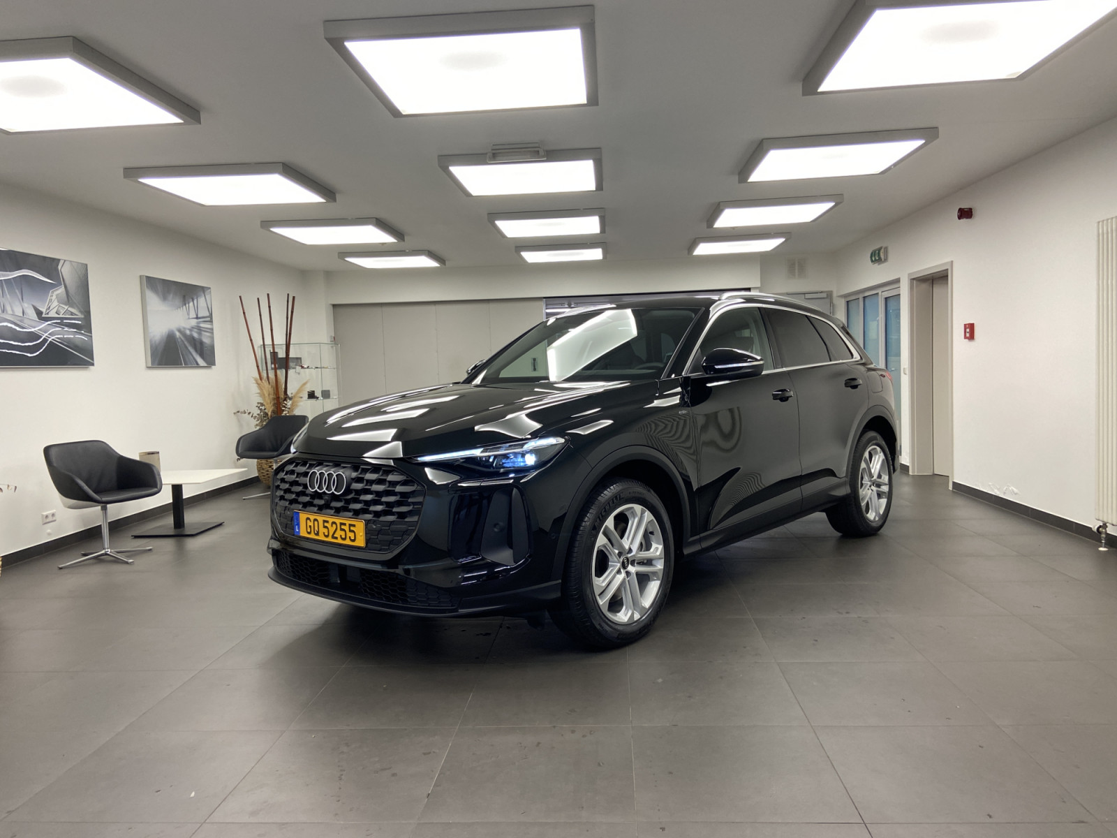 Audi Q5 SUV e-hybrid 299 CH / 220 KW quattro S tronic — 1