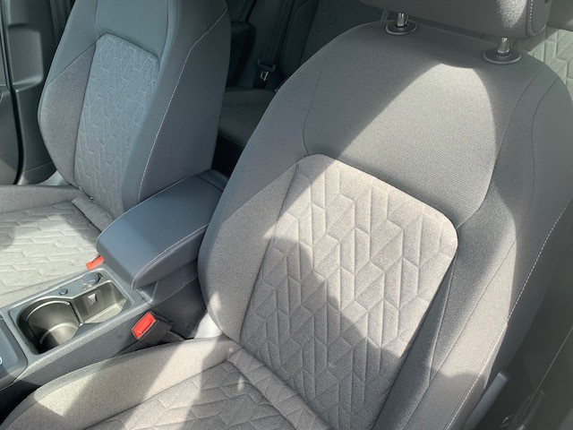 Volkswagen Golf LIFE 2.0TDI 116CV 6VITESSES — 2