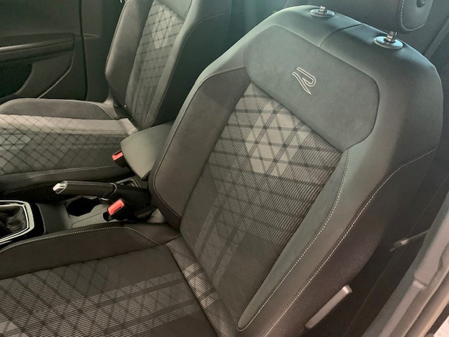 Volkswagen T-Cross R-LINE BLACK STYLE 1.5TSI 150CV DSG7 — 2