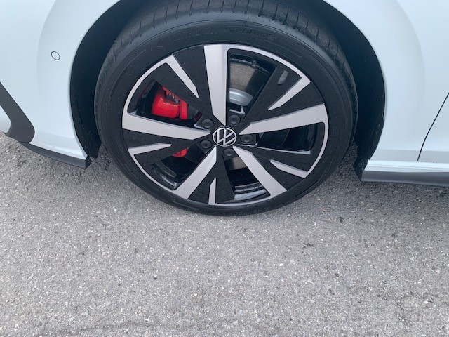 Volkswagen Golf GTE BLACK STYLE 1.5TSI 177CV DSG6 — 4