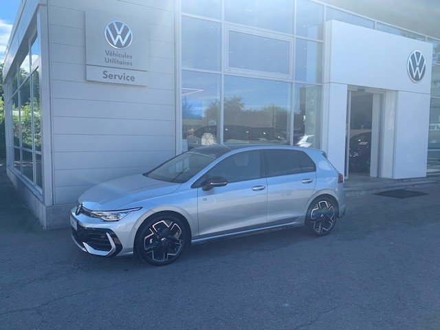 Volkswagen Golf R-LINE BLACK STYLE 1.5eTSI 150CV DSG7 — 1