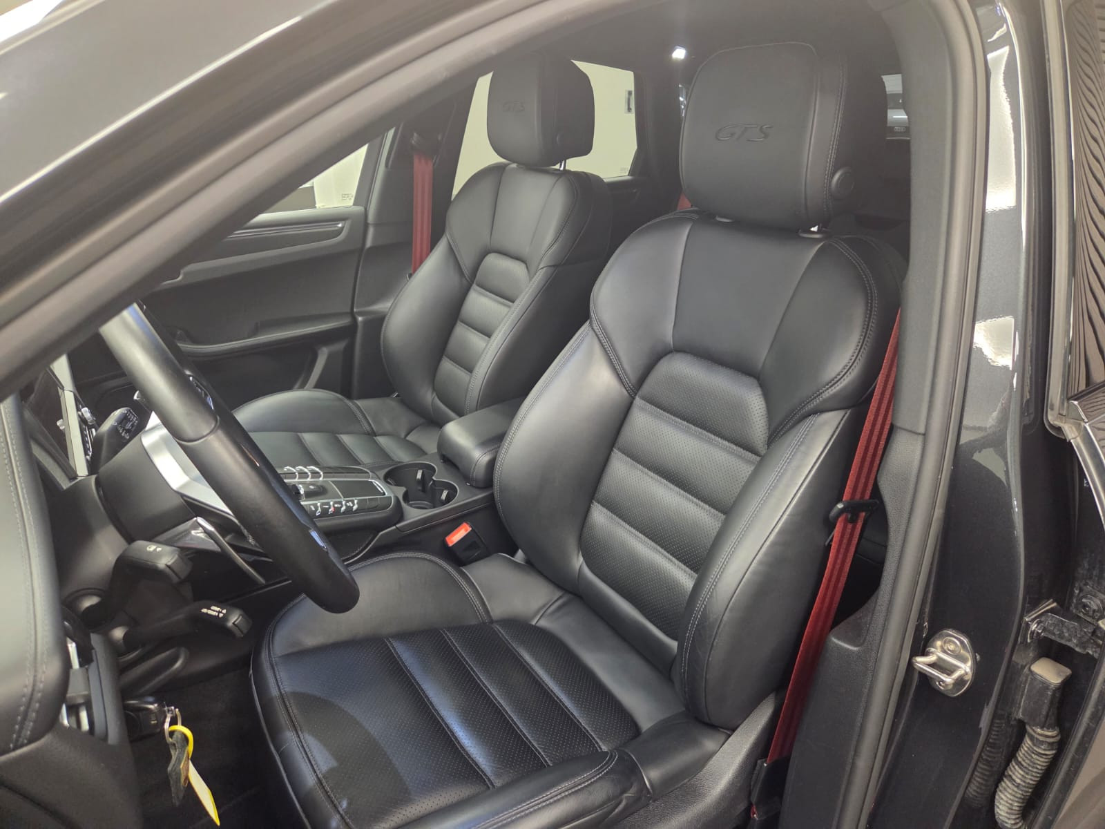 Porsche Macan GTS 381 CV / 280kW — 2