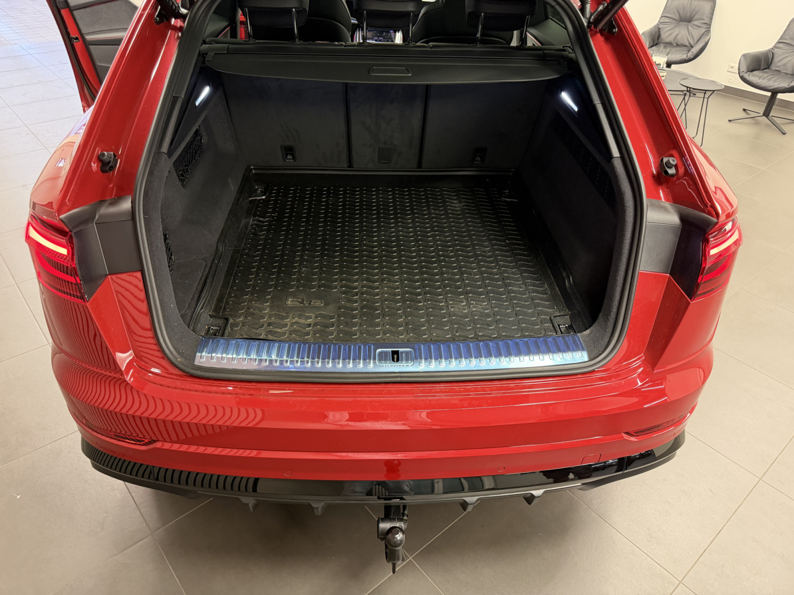 Audi Q8 TDI S line quattro 286 CH / 210 kW Titrponic — 9