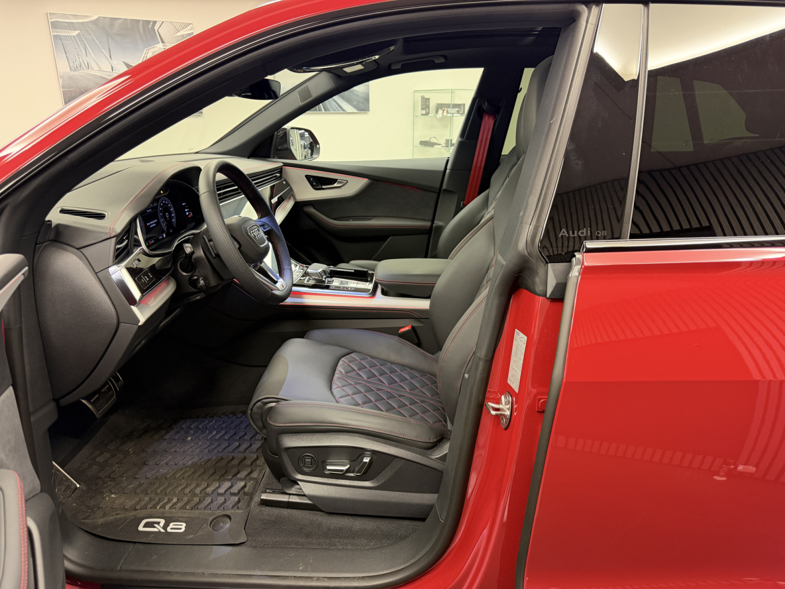 Audi Q8 TDI S line quattro 286 CH / 210 kW Titrponic — 3