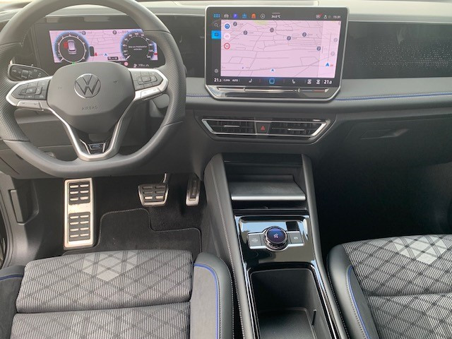 Volkswagen Tiguan R-LINE BLACK STYLE 2.0TSI 265CV 4MOTION DSG7 — 3